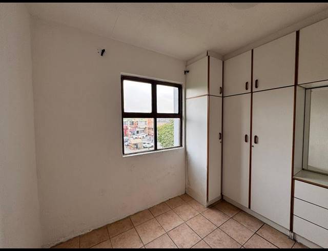 2 BEDROOM PROPERTY TO RENT IN OVERPORT